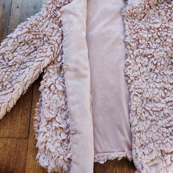 H&M|| Light Lilac fluffy/ teddy jacket Size XS - Picture 7 of 11